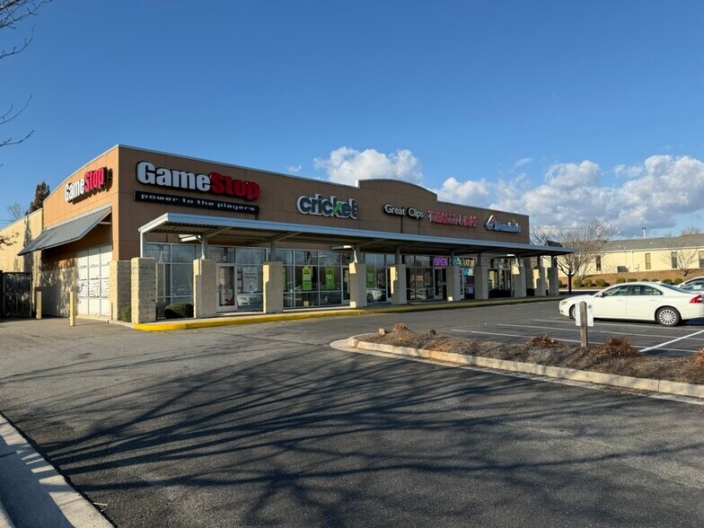 More Photos Of 3227 Old Forest Rd, Lynchburg Unknown For Lease