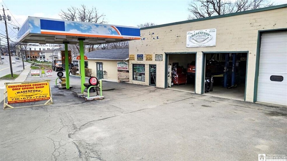 More Photos Of 80 Water St, Fredonia Auto Repair For Sale