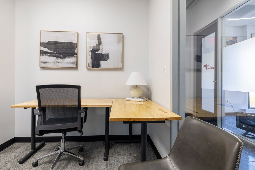 More Photos Of 790 N Milwaukee St, Milwaukee Coworking Space
