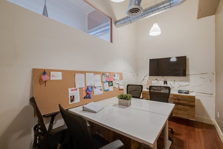 More Photos Of 2424 18th St NW, Washington Office For Lease