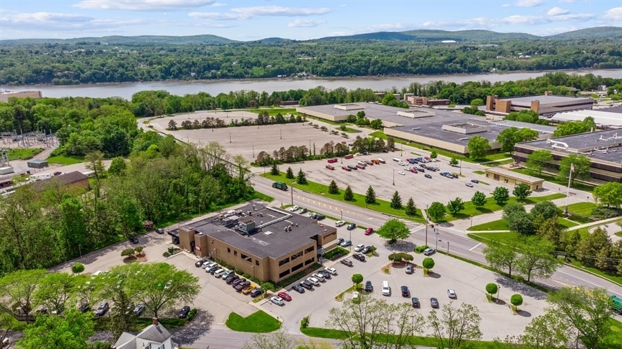 More Photos Of 159 Barnegat Rd, Poughkeepsie Medical For Lease