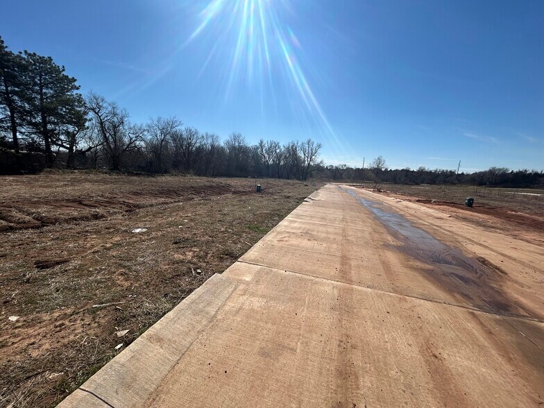 More Photos Of 615 W Moore St, Enid Multifamily For Sale