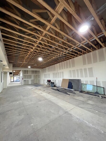 More Photos Of 376 N 2nd Ave, Upland Freestanding For Sale