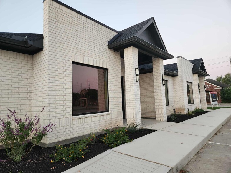 More Photos Of 21404 Provincial, Katy Medical For Sale