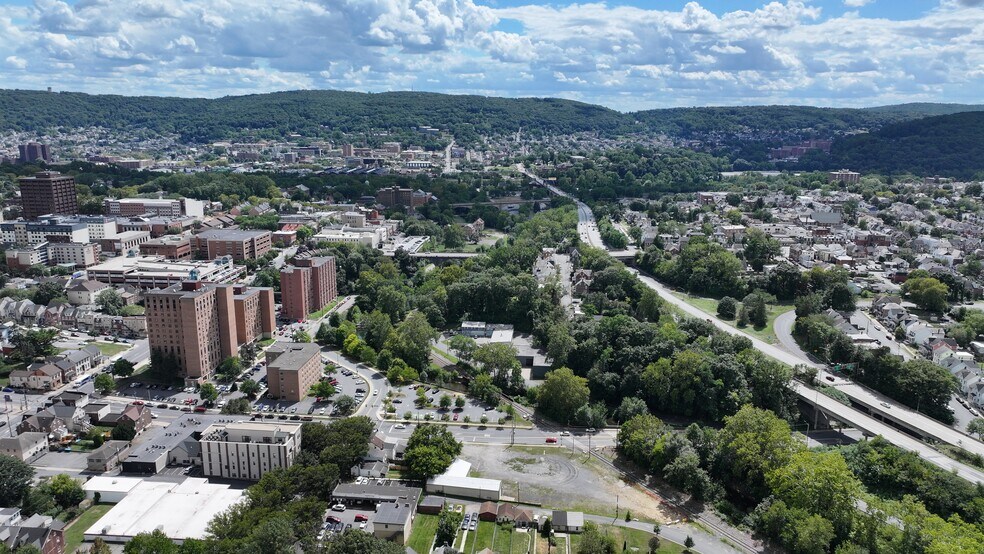 More Photos Of 719 Conestoga St, Bethlehem Warehouse For Lease