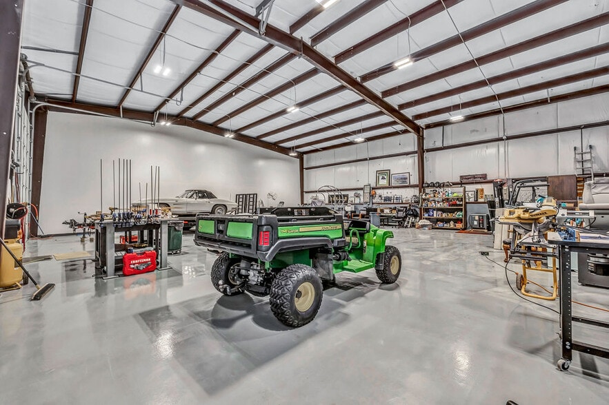 More Photos Of 3095 Homeward Way, Fairfield Warehouse For Lease