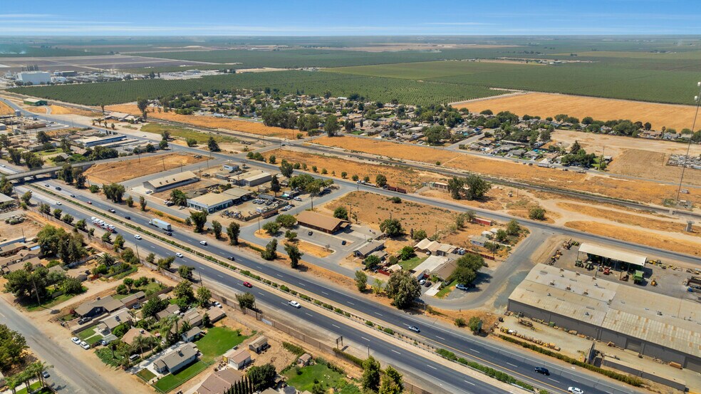 More Photos Of 210-284 N Burnett Rd, Tipton Land For Sale