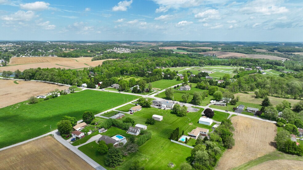More Photos Of 17308 Susquehanna Trl, New Freedom Restaurant For Sale