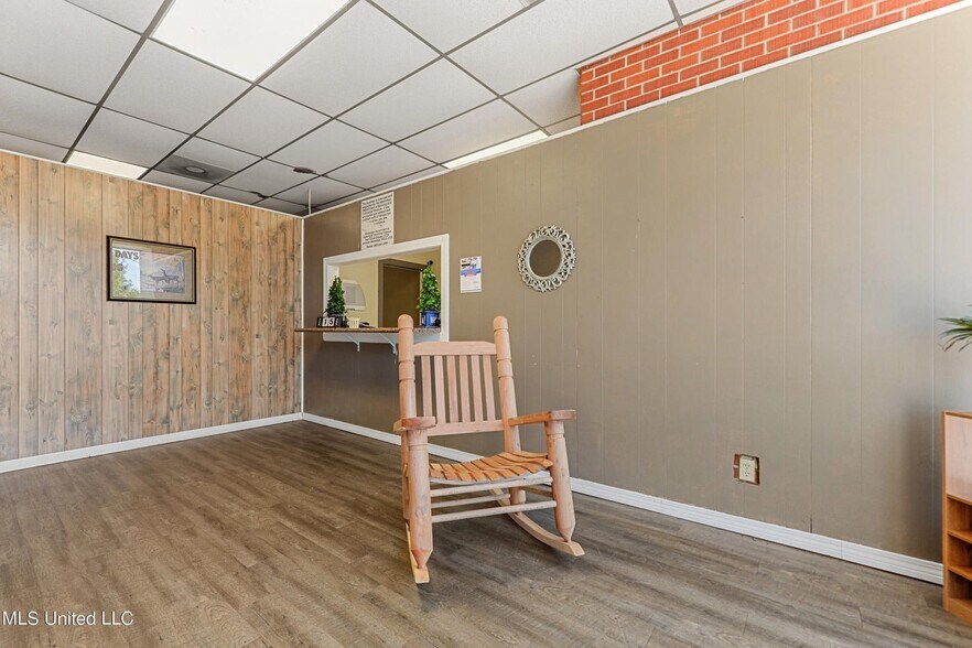 More Photos Of 5138 Main St, Lucedale Office Residential For Sale