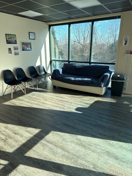 More Photos Of 7410 Coca Cola Dr, Hanover Research And Development For Lease