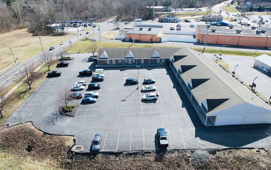 Primary Photo Of 1829 New Holland Rd, Reading Office For Sale