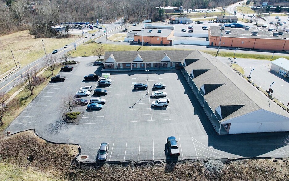 Primary Photo Of 1829 New Holland Rd, Reading Office For Sale