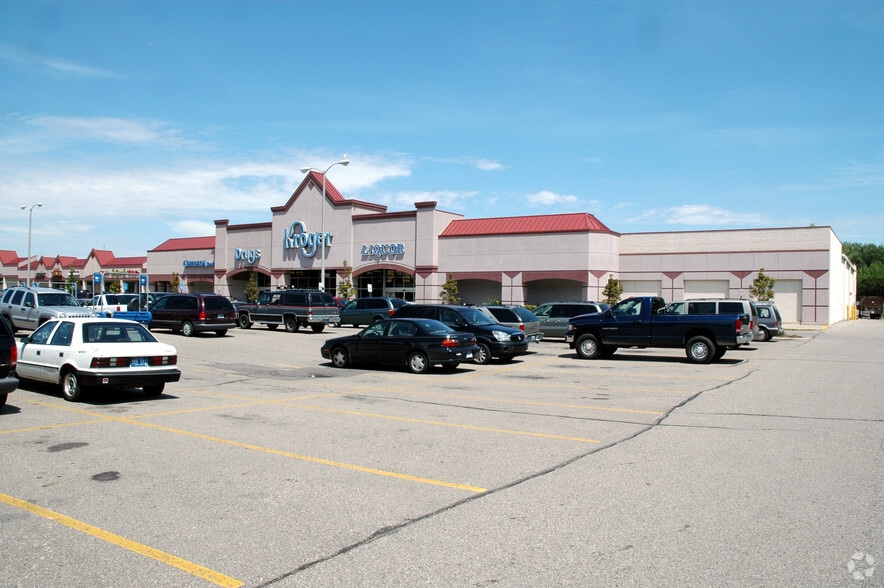 More Photos Of 25780 Middlebelt Rd, Farmington Hills Unknown For Lease