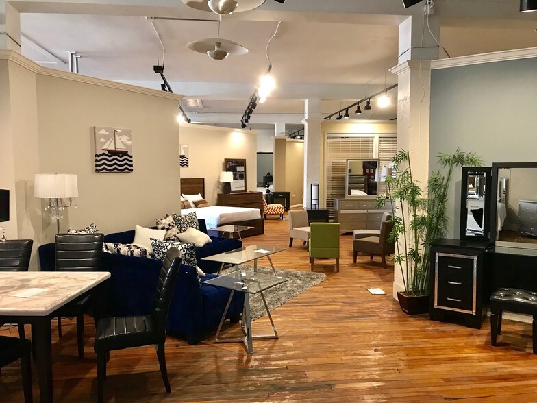 More Photos Of 156 S Main St, High Point General Retail For Sale