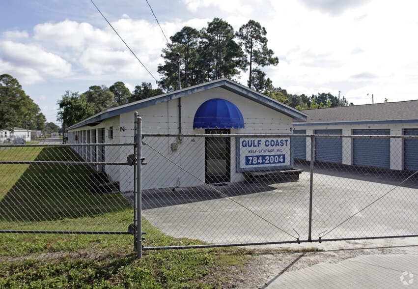 More Photos Of 1920 Sherman Ave, Panama City Self Storage For Sale