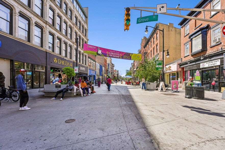 More Photos Of 271 Newark Ave, Jersey City Storefront Retail Residential For Sale