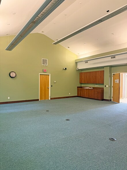More Photos Of 3621 Lyckan Pky, Durham Office For Sale