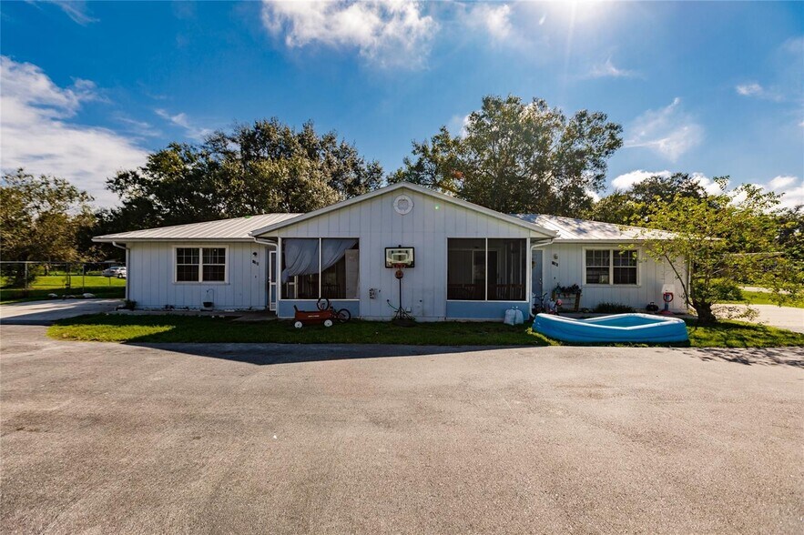 More Photos Of 1956 SE Cherry Dr, Arcadia Specialty For Sale