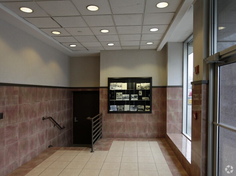 More Photos Of 141-153 E Fordham, Bronx Office For Lease