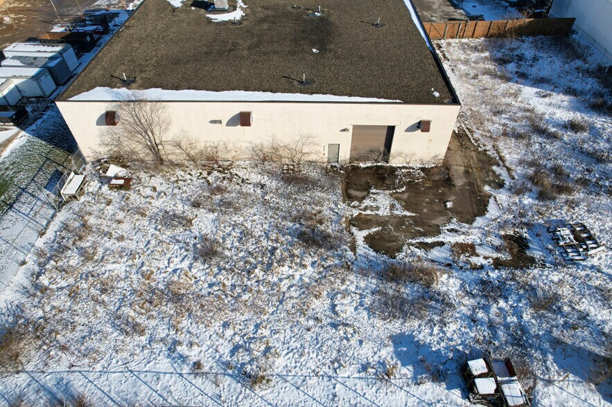 More Photos Of 4878 Van Epps Rd, Brooklyn Heights Manufacturing For Sale