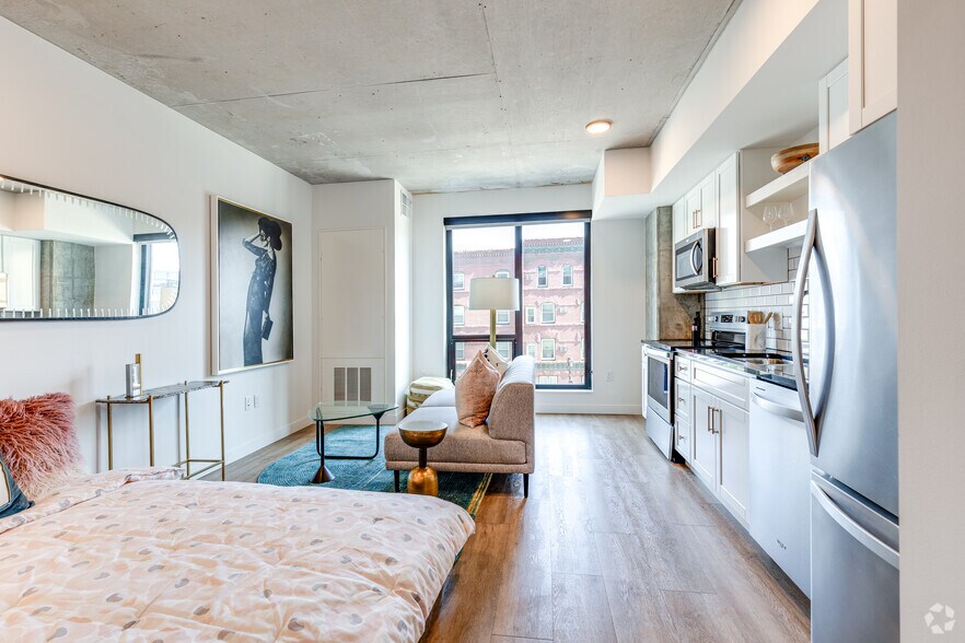 More Photos Of 615 S 8th St, Minneapolis Apartments For Lease