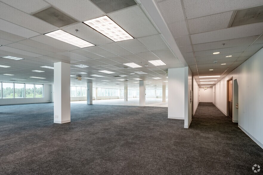 More Photos Of 1601 Lind Ave SW, Renton Office For Sale