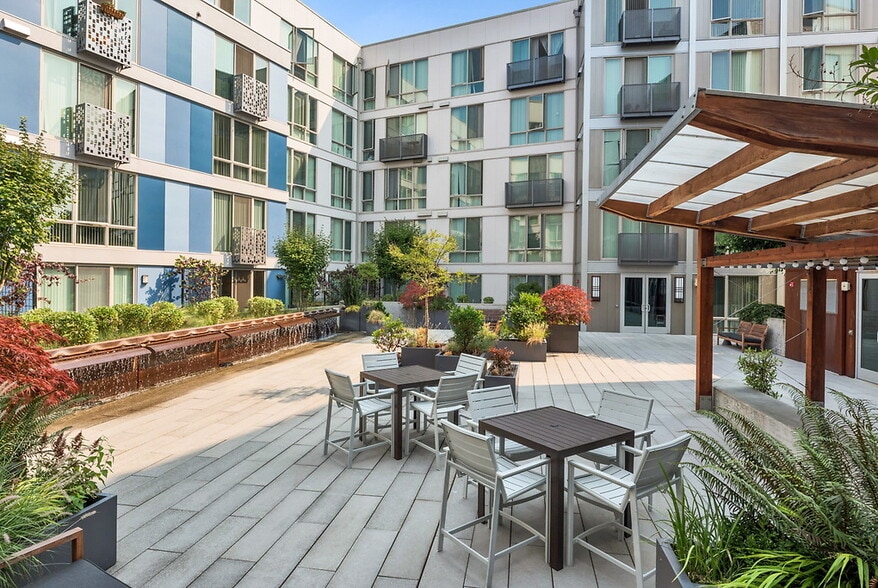 More Photos Of 118 Republican St, Seattle Apartments For Lease