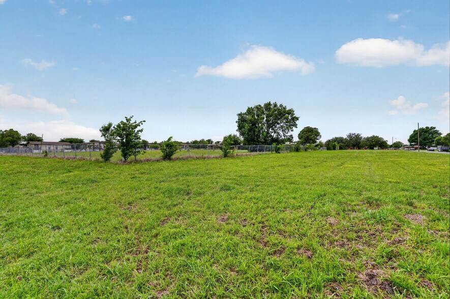 More Photos Of 3005 Division & King St, Greenville Land For Sale