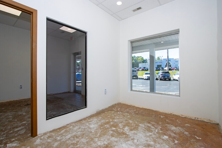 More Photos Of 2627-2661 Cleveland Rd, Wooster Freestanding For Lease