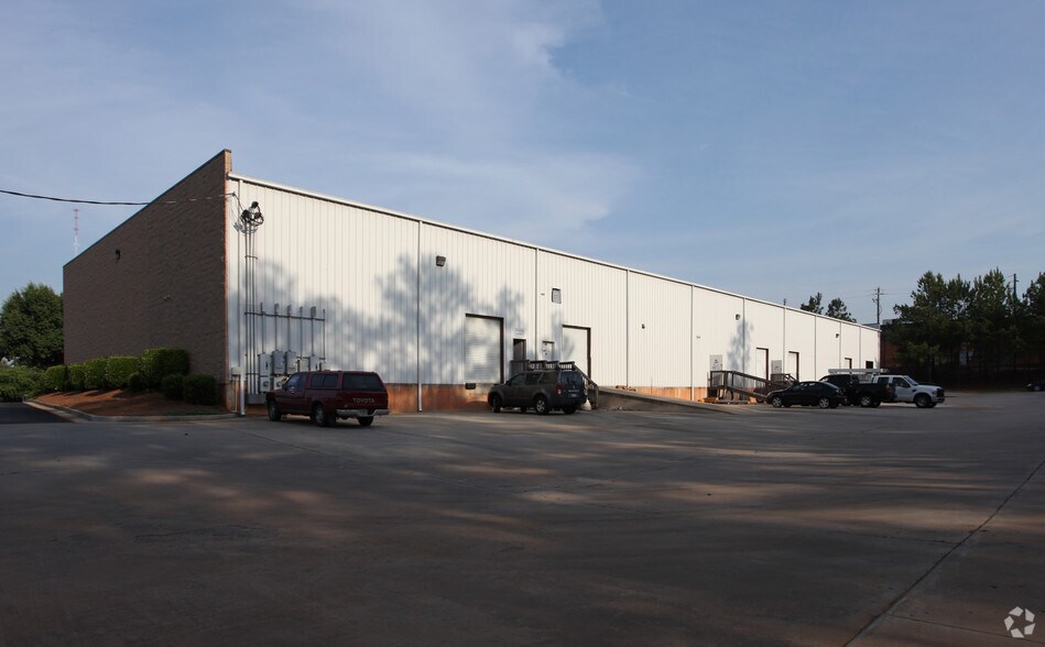 More Photos Of 581 Sigman Rd NE, Conyers Warehouse For Lease