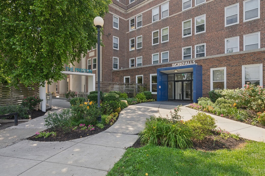More Photos Of 3300 Henry Ave, Philadelphia Unknown For Lease