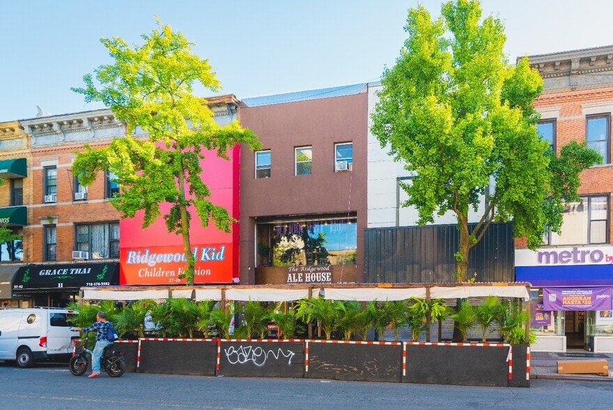 More Photos Of 57-38 Myrtle Ave, Ridgewood Storefront Retail Office For Lease