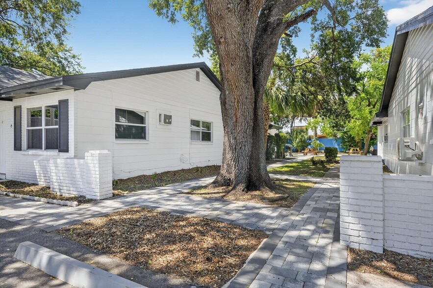 More Photos Of 4513 W McElroy Ave, Tampa Apartments For Sale