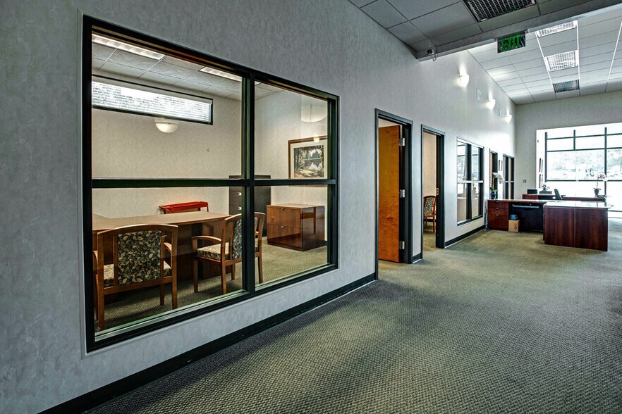 More Photos Of 3641-3643 Coolidge Ct, Tallahassee Bank For Sale