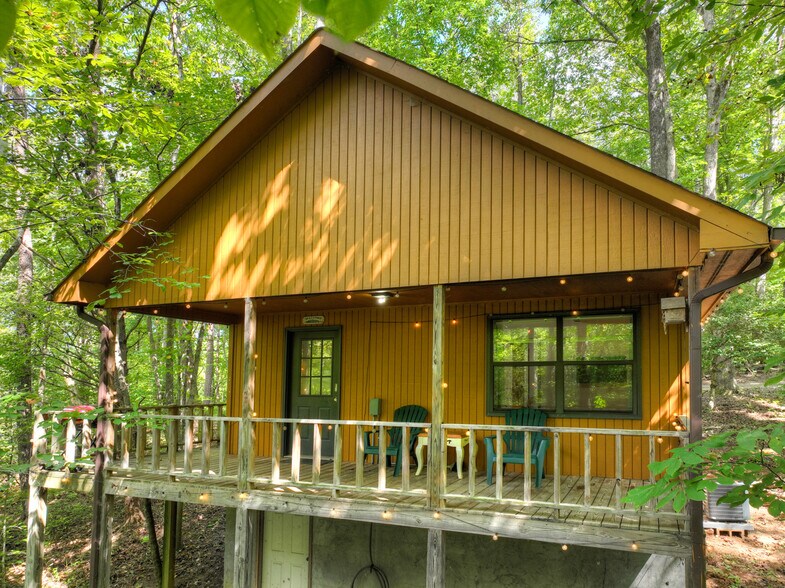 More Photos Of 77 Alpine Way, Blairsville Hotel For Sale