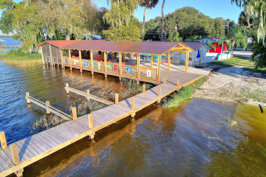 Primary Photo Of 1090 Shady Cove Rd E, Haines City Bar For Lease