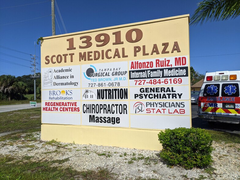 More Photos Of 13910 Fivay Rd, Hudson Medical For Lease