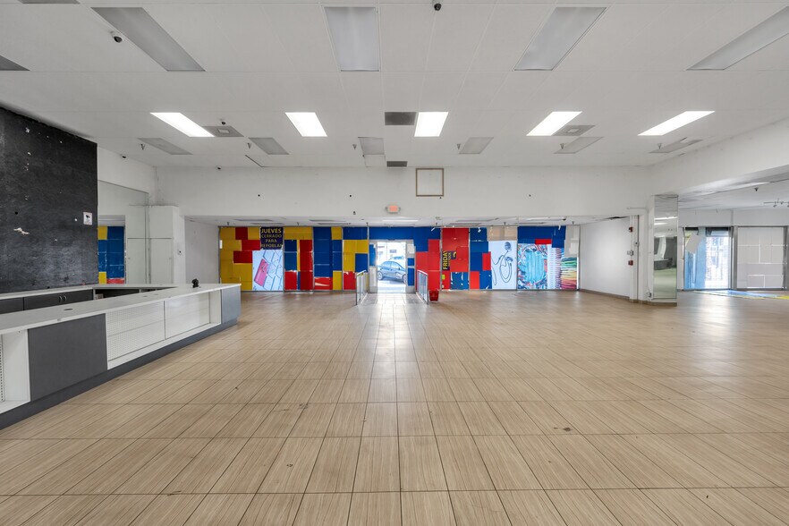 More Photos Of 6315-6323 Pacific Blvd, Huntington Park Storefront For Sale