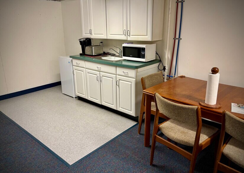 More Photos Of 80 Washington St, Norwell Office For Sale