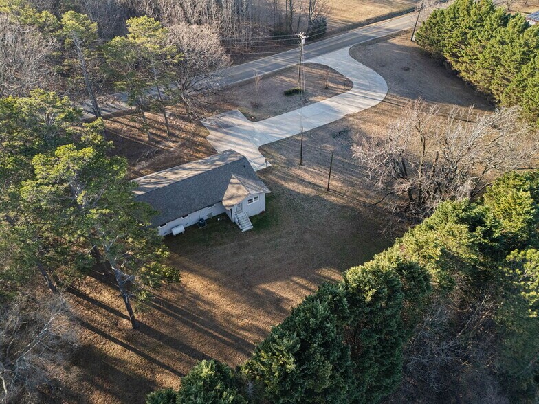 More Photos Of 247 Unionville Indian Trail Rd W, Indian Trail Office Residential For Sale