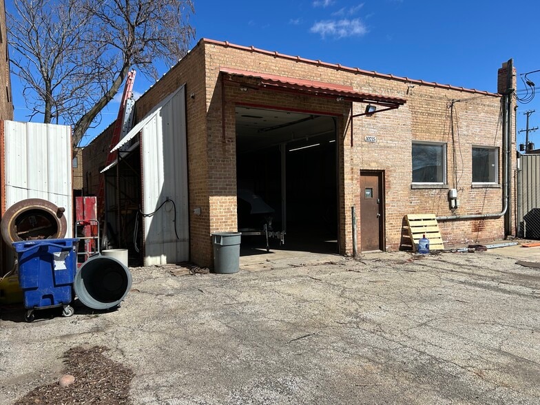 More Photos Of 10215 Franklin Ave, Franklin Park Warehouse For Sale