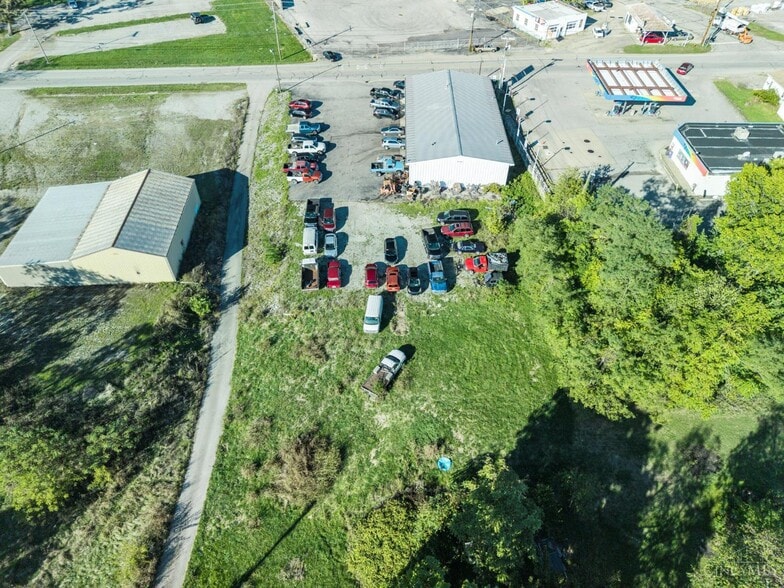 More Photos Of 487 E Main St, Hillsboro Flex For Sale