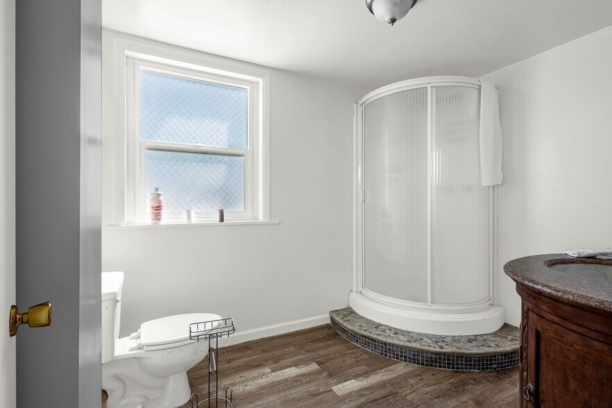 More Photos Of 510 Main St, Canon City Storefront For Sale