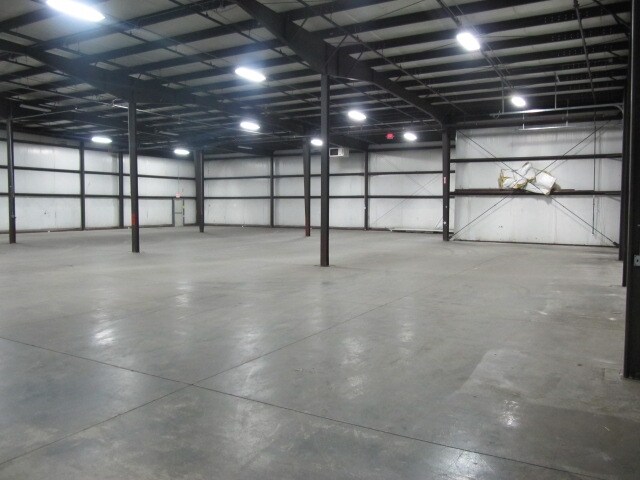 More Photos Of 2125 Redman Dr, Alma Distribution For Sale