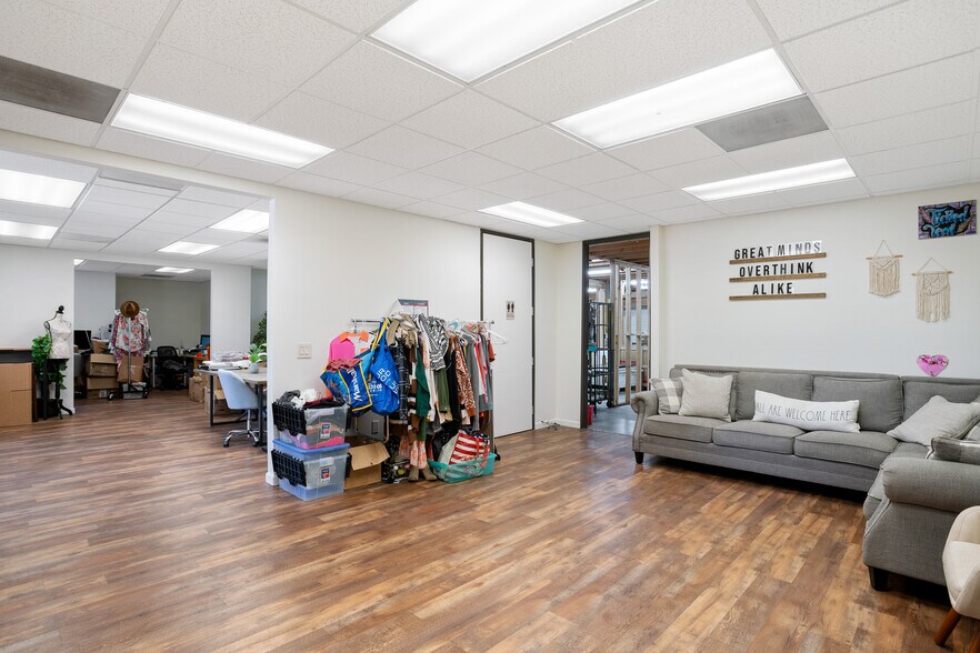 More Photos Of 6322 Ferris Sq, San Diego Research And Development For Sale