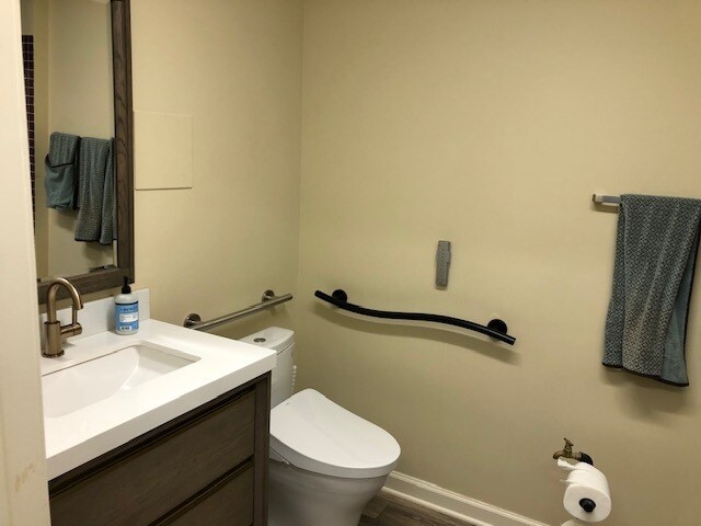 More Photos Of 45681 Oakbrook Ct, Sterling Flex For Sale