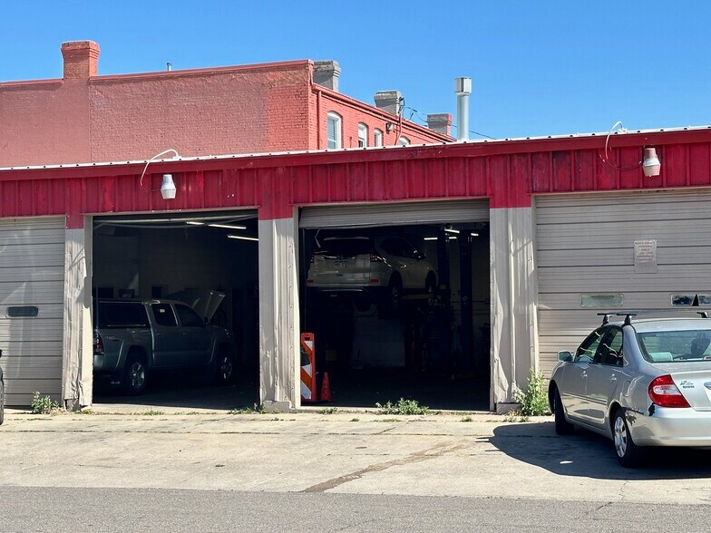 More Photos Of 134 S Broadway St, Denver Auto Repair For Sale