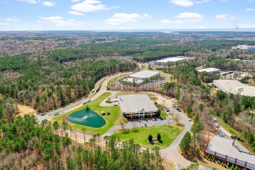 More Photos Of 600 Irving Pky, Holly Springs Light Manufacturing For Lease