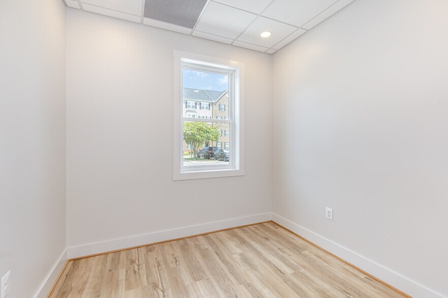 More Photos Of 9124 Courthouse Rd, Spotsylvania Office For Lease