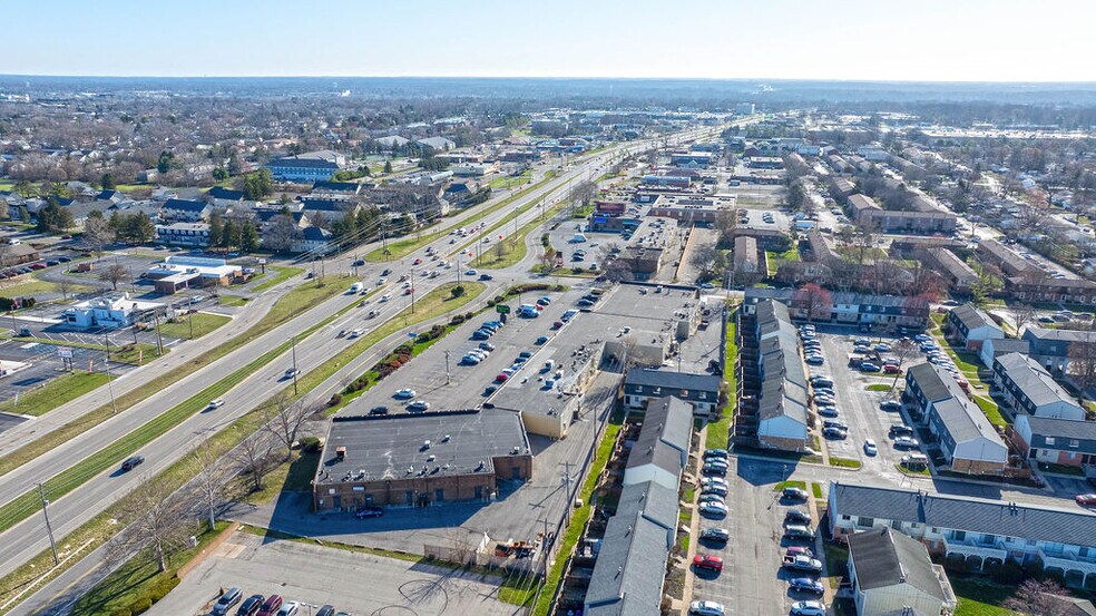 More Photos Of 1931-1977 E Dublin Granville Rd, Columbus General Retail For Sale